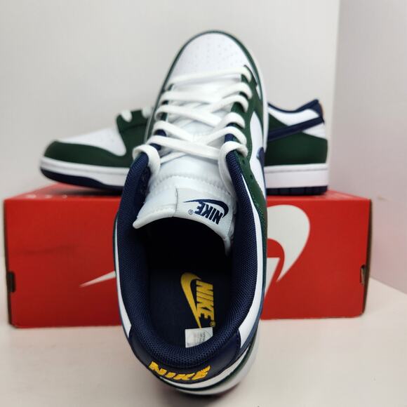Nike Dunk Low Fir/Midnight Navy Size 10 Men - Picture 4 of 8